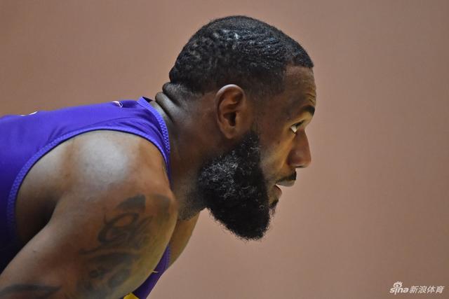 从专业赛场到“城市客厅” 中国垒球联赛探索赛事发展新路径