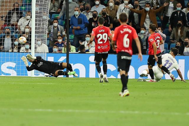 2026湖南省龙舟超级联赛选拔赛开赛 42支龙舟竞渡澧水